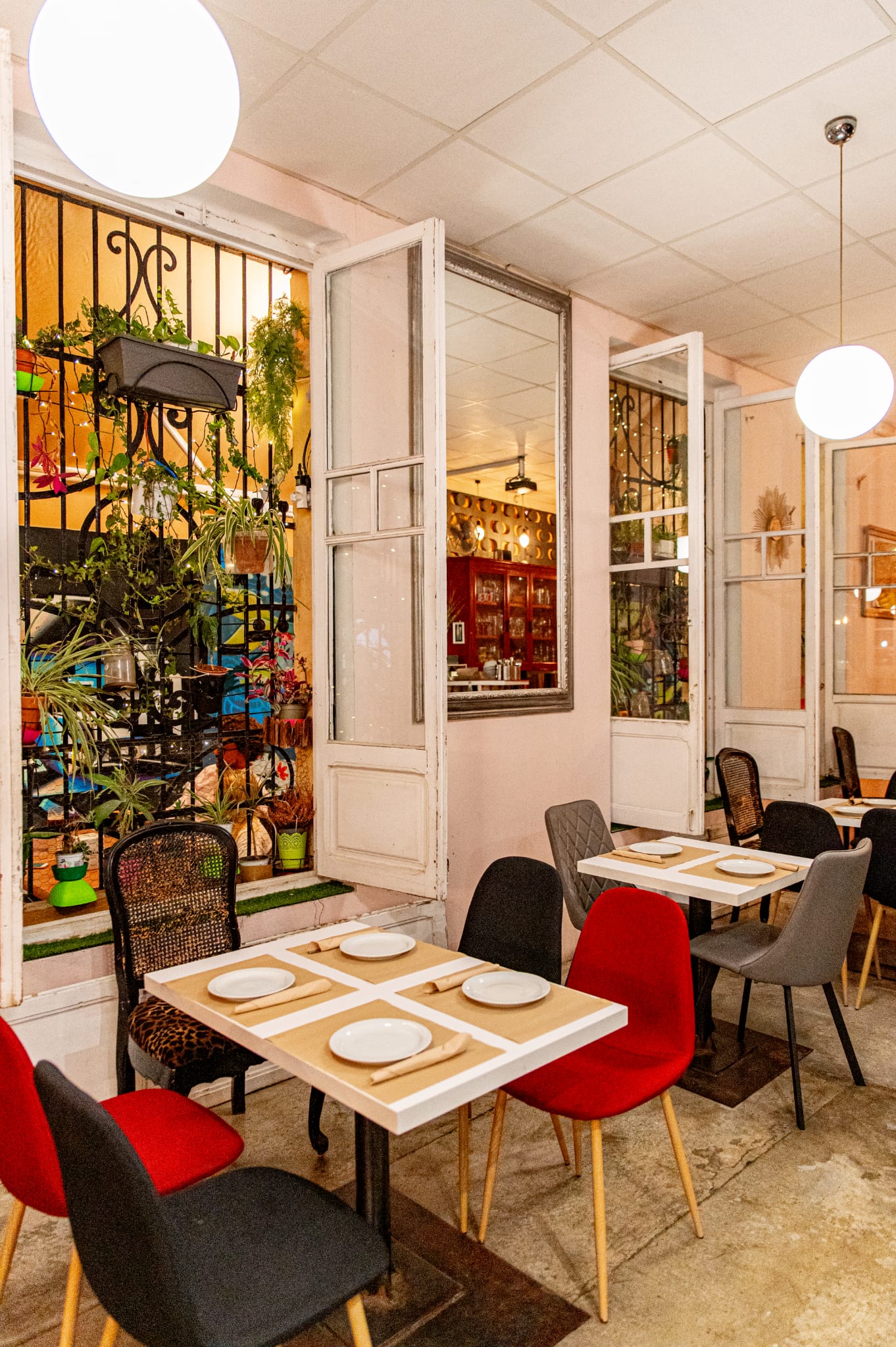 Interior del restaurante Anita Giro